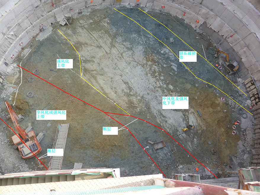 3 巖土工程指導君山側(cè)錨碇基坑開挖.jpg
